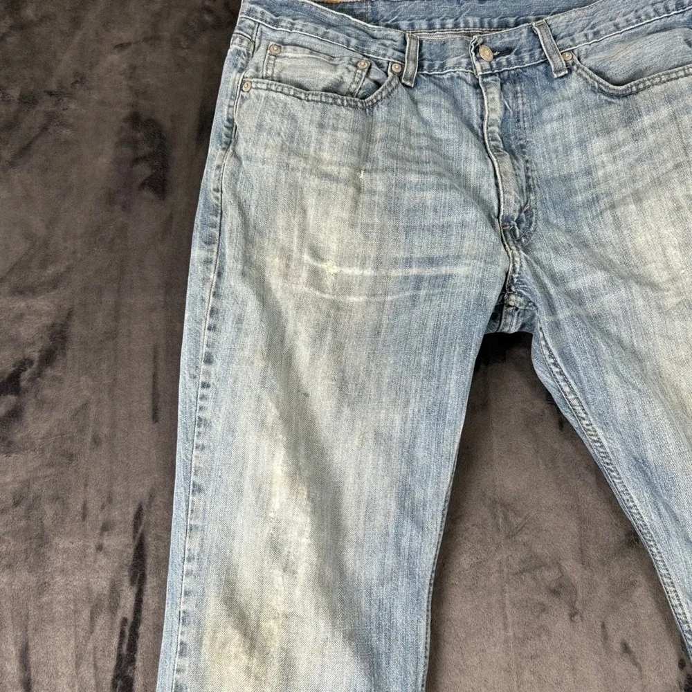 Levi's 514 Jeans Mens 36x30 Blue Straight Fit Distressed Light Wash Denim